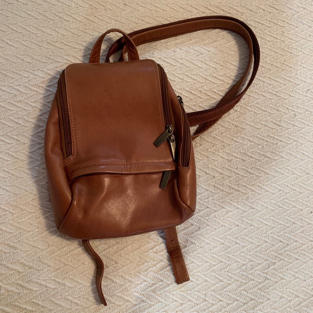 Wilson leather mini backpack